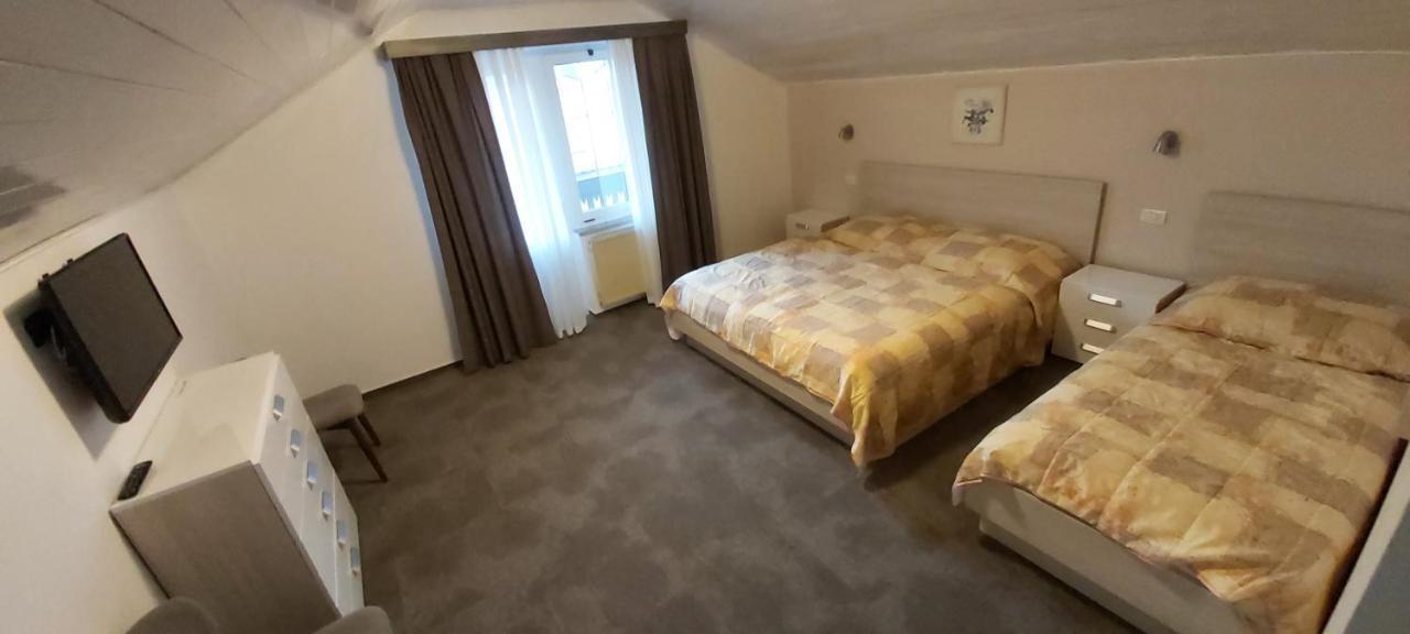 Sobe Rooms Zimmer Jazbec Idrsko Luaran gambar
